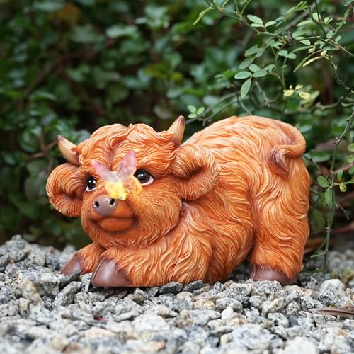 Highland Cow Solar Powered Outdoor Garden Statue Resin Yard Decor