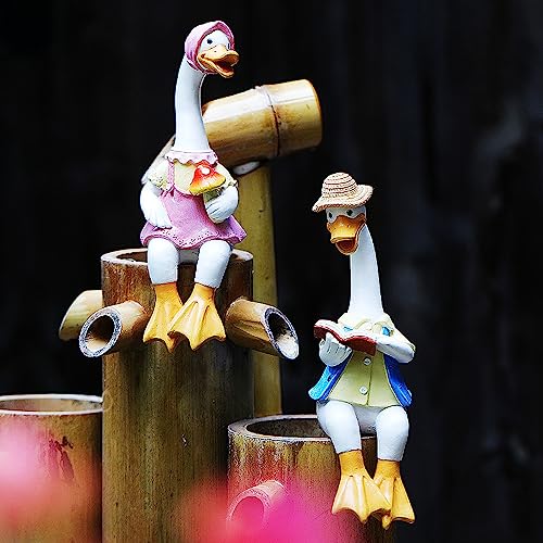 Handside Garden Statues Couple Animal Cartoon Resin Cute Sitting Sculpture Goose Lovers Figurine Gift for Wedding Art Décor for Yard Home Patio and Office