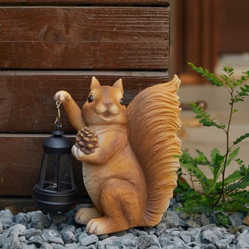 Solar Squirrel Garden Statue Outdoor Decor