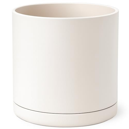 Plastic Planter Pot with Saucer (16 Inch / Oatmeal)