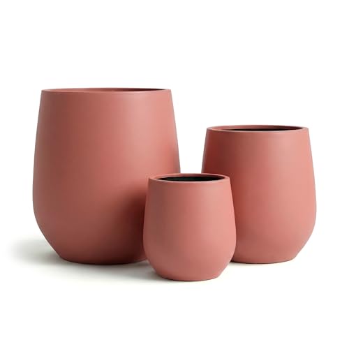 Signature Mount Wilson Modern Indoor Outdoor Fiberstone Tapered Planter (Terracotta / 20.1'' D x 21.9'' H)