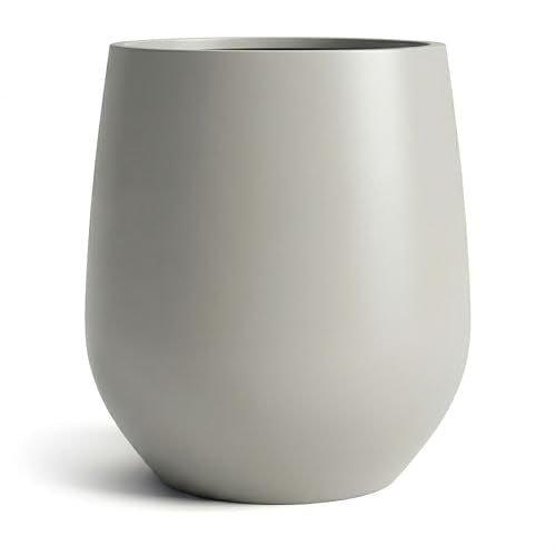 Signature Mount Wilson Modern Indoor Outdoor Fiberstone Tapered Planter (Light Gray / 11'' D x 12'' H)