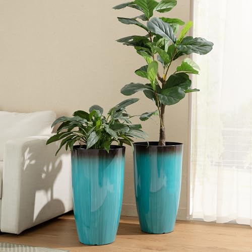 23.5" H Tall Outdoor Planter (23.5" H / Gradient Turquoise)