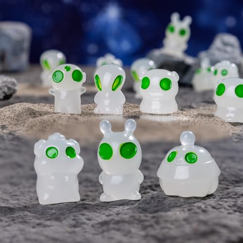30 Pcs Glow in The Dark Alien Figurines (Alien-30p)