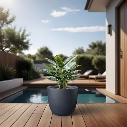 Round Concrete Planter (Charcoal / 14-Inch Dia)