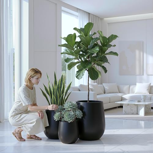 Signature Mount Wilson Modern Indoor Outdoor Fiberstone Tapered Planter (Black / 15'' D x 16.7'' H)