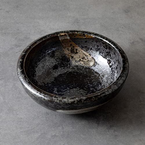 Minoyaki Series Small Round Glazed Ikebana Flower Vase (5.04 x 5.04 x 1.89 inches / Black With Brown White Brush)