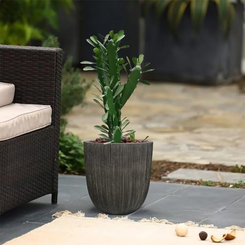 12.4"H Tall Tapered Ribbed Plastic Plant Pot with Drainage Hole & Plug (Vintage Black / 12.4in)