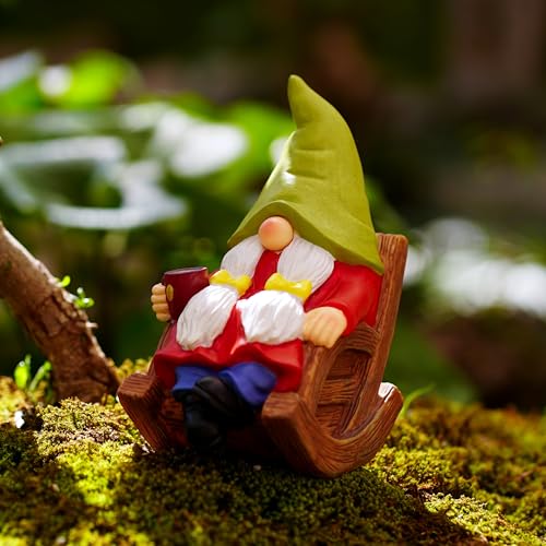 Solar Powered Relax Garden Gnome Statue (Solar Female Garden Gnome)