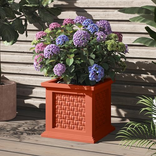 Rattan Style Outdoor Planter Box (Terracotta)