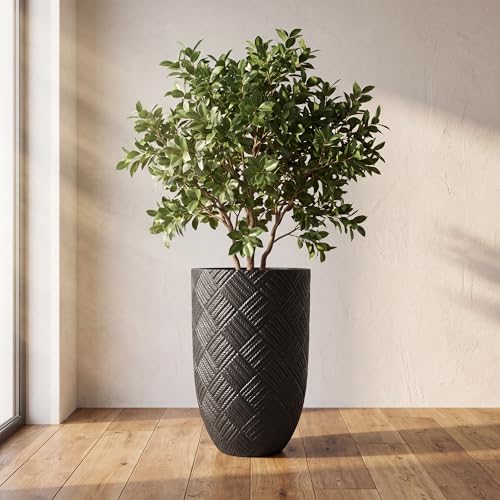 17.7" Tall Planter for Indoor Plants (Black / 17.7 Inch)