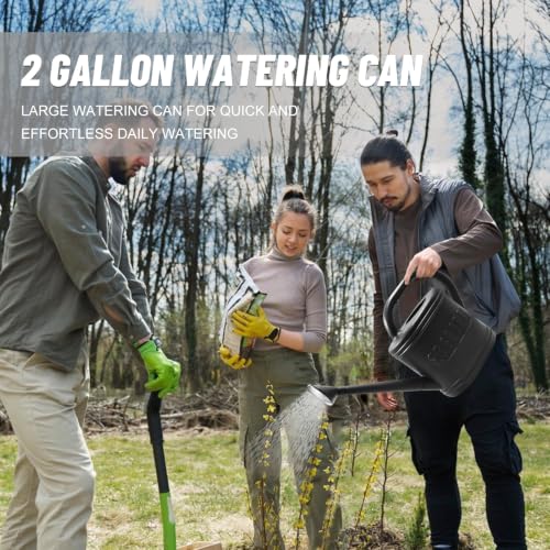 2 Gallon Watering Can (Black / 2 Gallon)