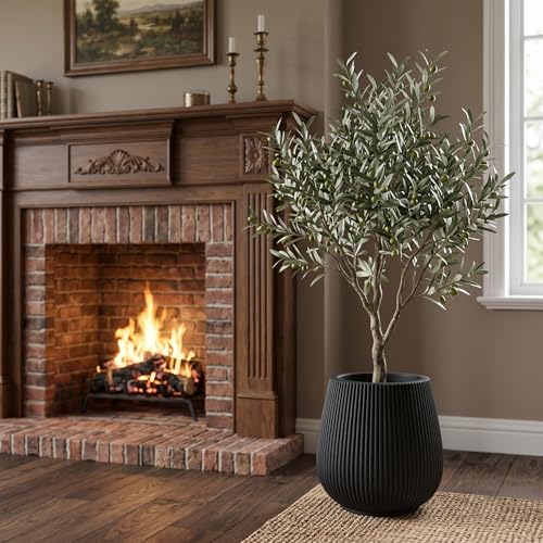 16" Pear Shaped Fluted Planter