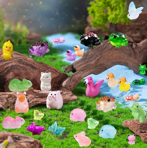 135 Pcs Mini Resin Animals Tiny Resin Animal Miniature Animals Figurines Small Little Animal Figures Bulk for Fairy Garden Micro Landscape Accessories Dollhouse Hide Crafts Décor