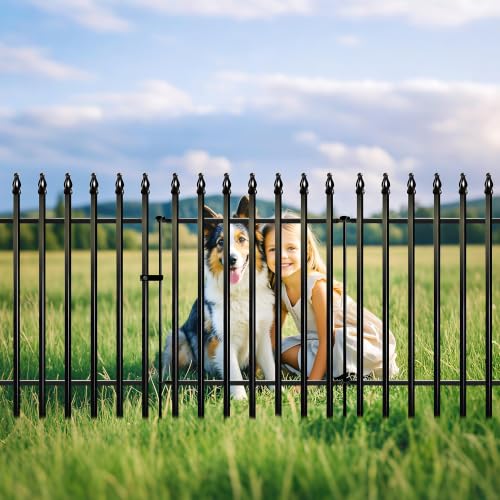 32" H x 24" W Metal Garden Fence with Gate (36 Sq Ft)