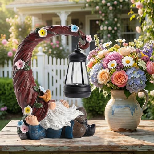 Garden Gnomes Outdoor Statue with Solar Light (Red-gnome)