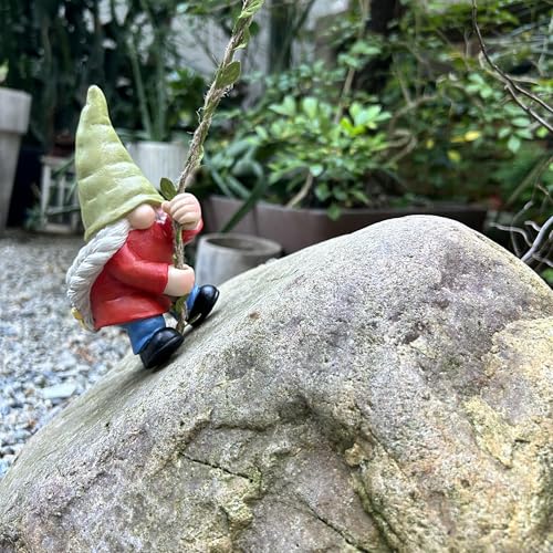 Hanging Gnome Statue Decoration (Green Climbing)