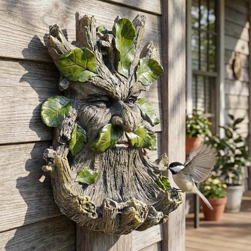 10.3" Whimsical Tree Face Sculpture (Green Mi)