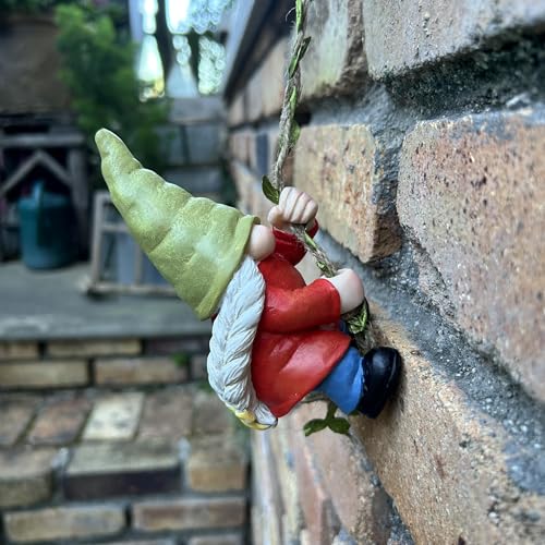 Hanging Gnome Statue Decoration (Green Climbing)