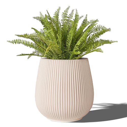 16" Pear Shaped Fluted Outdoor Planter (Off White / Pear-shaped)