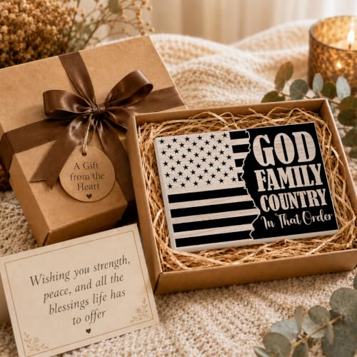 God Family Country Wooden Plaque for Home Office Book Shelf Table Decor (Multicolor 1749 / Wooden sign with iron frame（5.5 x 7.9 inches）)
