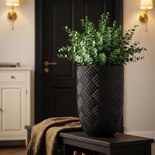 17.7" Tall Planter for Indoor Plants (Black / 17.7 Inch)