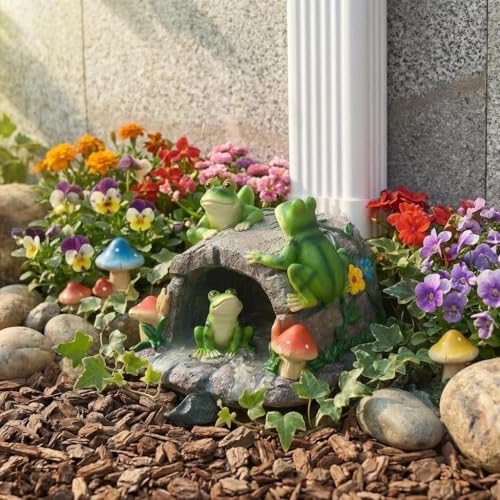 Frog Gutter Guardian Downspout Splash Block (Frogs-family)