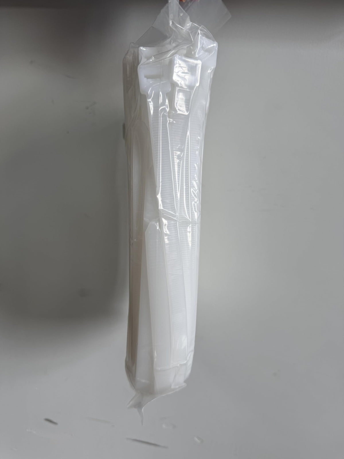 26 inch White Zip Ties Heavy Duty 100 Pack (100 Count)