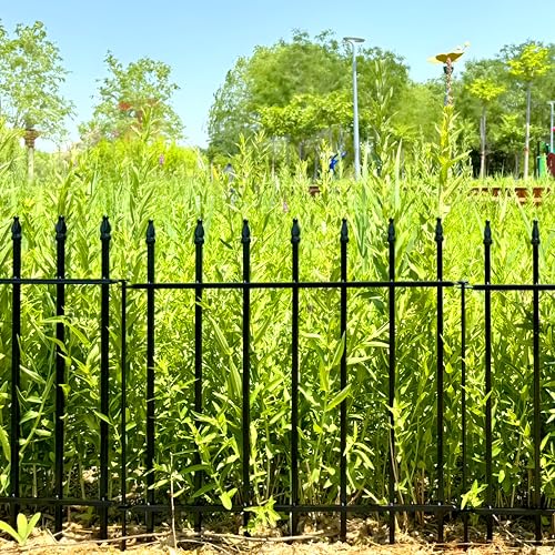 24" H x 24" W Decorative Metal Garden Fence (36 Sq Ft)