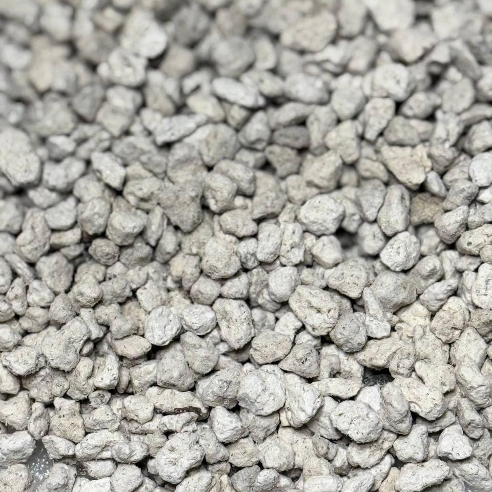 Horticultural Pumice for Plants (96 Ounce)