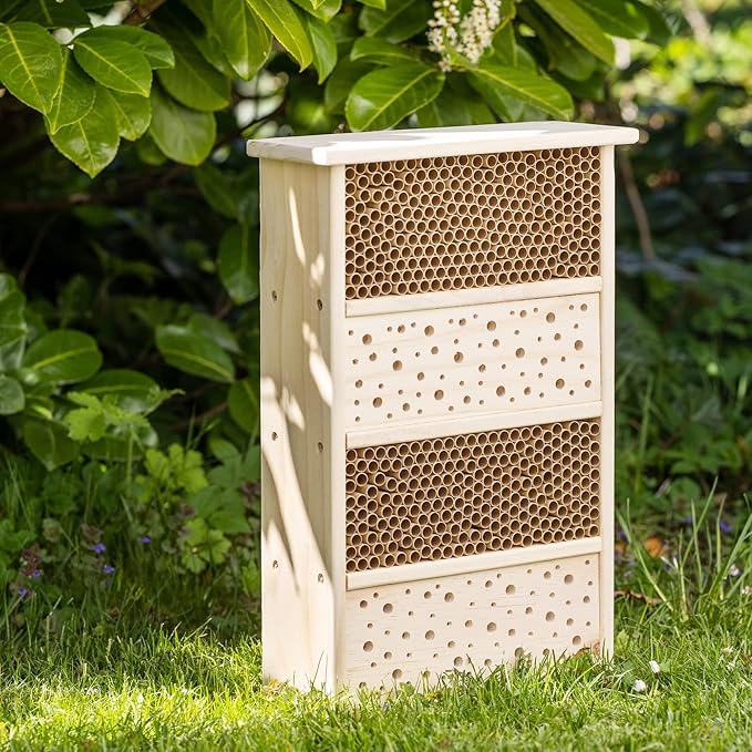 Navaris Bee House for Garden - 10.2" x 15.8" Bee Hotel for The Garden - Nesting Tubes Box with Holes for Carpenter Bees, Pollinating Bees, Mason Bees
