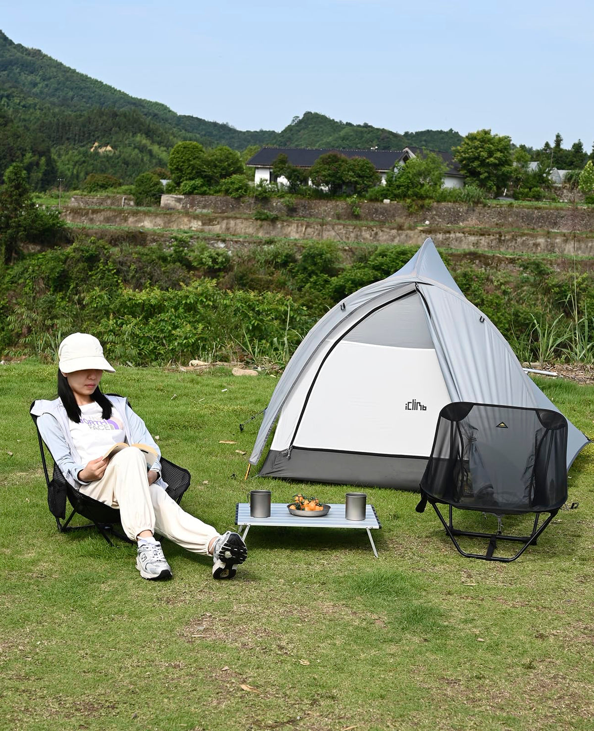 Ultralight Compact Mini Beach Picnic Folding Alu. Table with Carry Bag