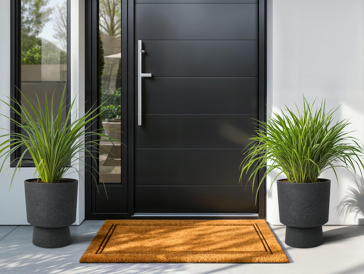 Autodaya 16.8" Urn (16.8"h-black Terrazzo)