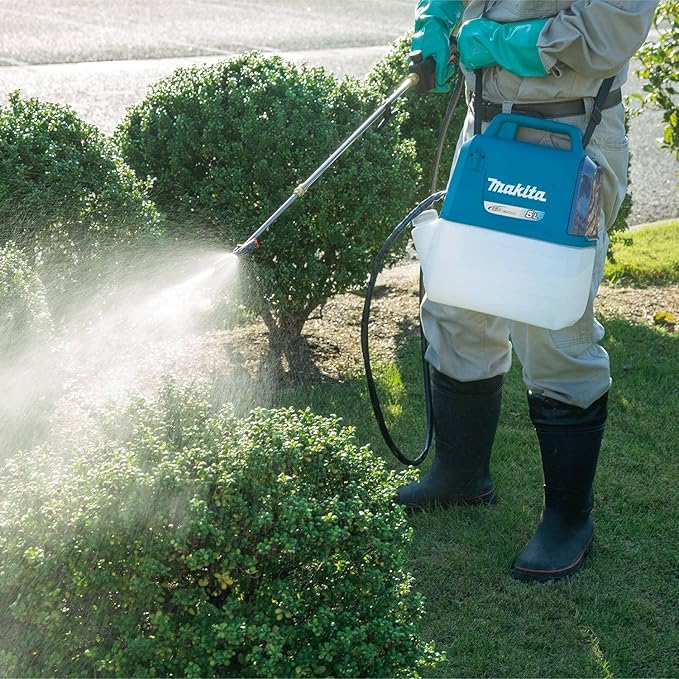 Makita XSU03Z 18V LXT® Lithium-Ion Cordless 1.3 Gallon Sprayer, Tool Only