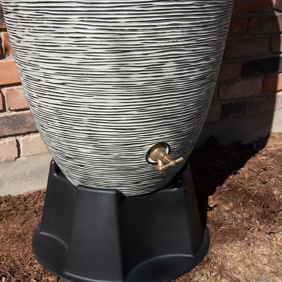 Newport 50‑Gallon Flat‑Back Rain Barrel with Stand & Planter Bundle (Slate / Rain Barrel & Planter Bundle)